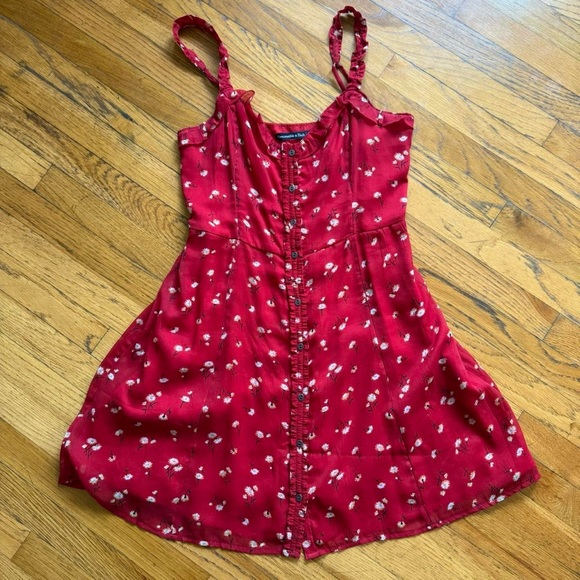 Abercrombie & Fitch Dresses & Skirts - Abercrombie & Fitch Red Floral Dress